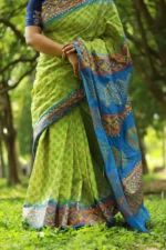 Meghrong Block Shari – সবুজ নকশায় নীল পল্লুর ছোঁয়া - Image 2