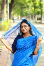 Neel Pakhi হাফ সিল্ক – হ্যান্ড পেইন্টেড ঐতিহ্য আর আধুনিকতার নীল গাঁথুনি - Image 5