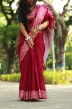 অ্যান্ডি কটন শাড়ি – ম্যাজেন্টা জমিনে গোলাপি রাজকীয়তার নকশা - Image 3