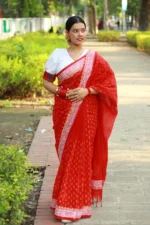 Ranga Alpona – উজ্জ্বল লাল ব্লক প্রিন্টেড কটন শাড়ি - Image 5