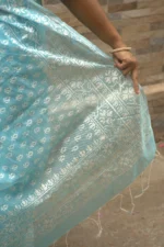 Nilabho Semi-Muslin – নীল-সাদা ব্লকে নরম অথচ রাজকীয় এক ছোঁয়া - Image 5