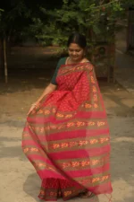 Raktabindu Muslin – রক্তরাঙা লালে শোভিত হাতের ব্লকপ্রিন্ট শাড়ি - Image 2