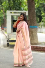 Krishnokoli Pastel Glory – আধুনিক সৌন্দর্যে হাফসিল্ক ব্লক শাড়ি - Image 5