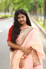 Krishnokoli Pastel Glory – আধুনিক সৌন্দর্যে হাফসিল্ক ব্লক শাড়ি