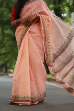 Krishnokoli Pastel Glory – আধুনিক সৌন্দর্যে হাফসিল্ক ব্লক শাড়ি - Image 7